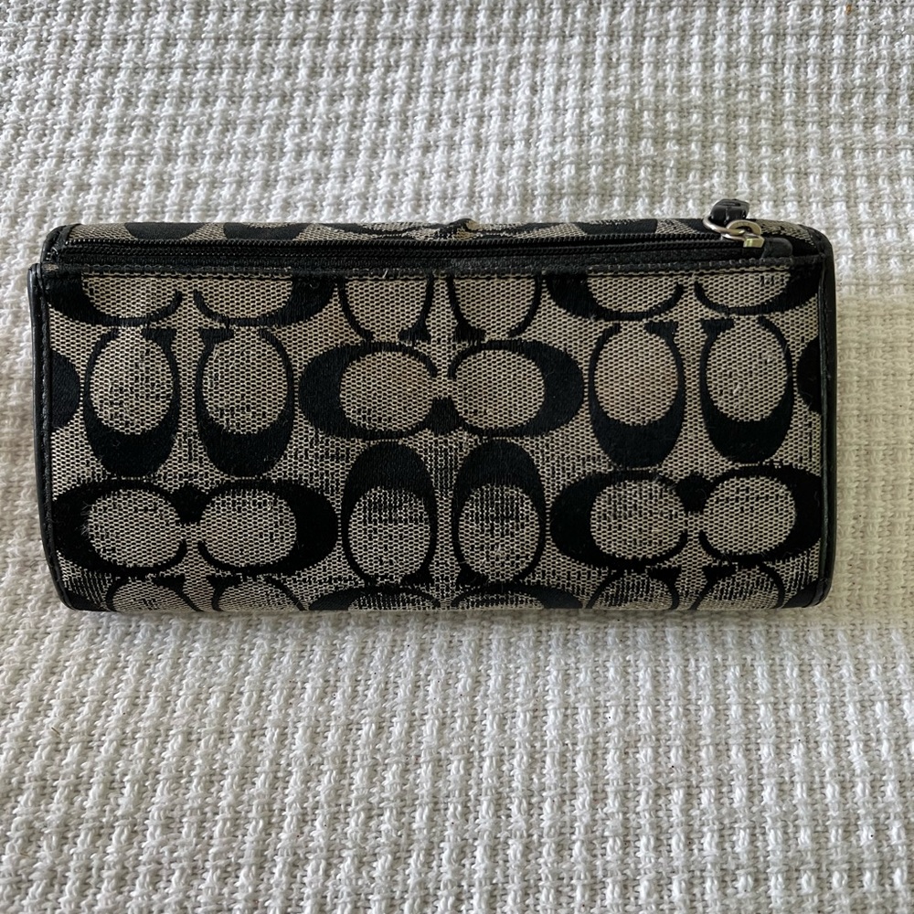 Coach Wallet - Picture 2 of 14